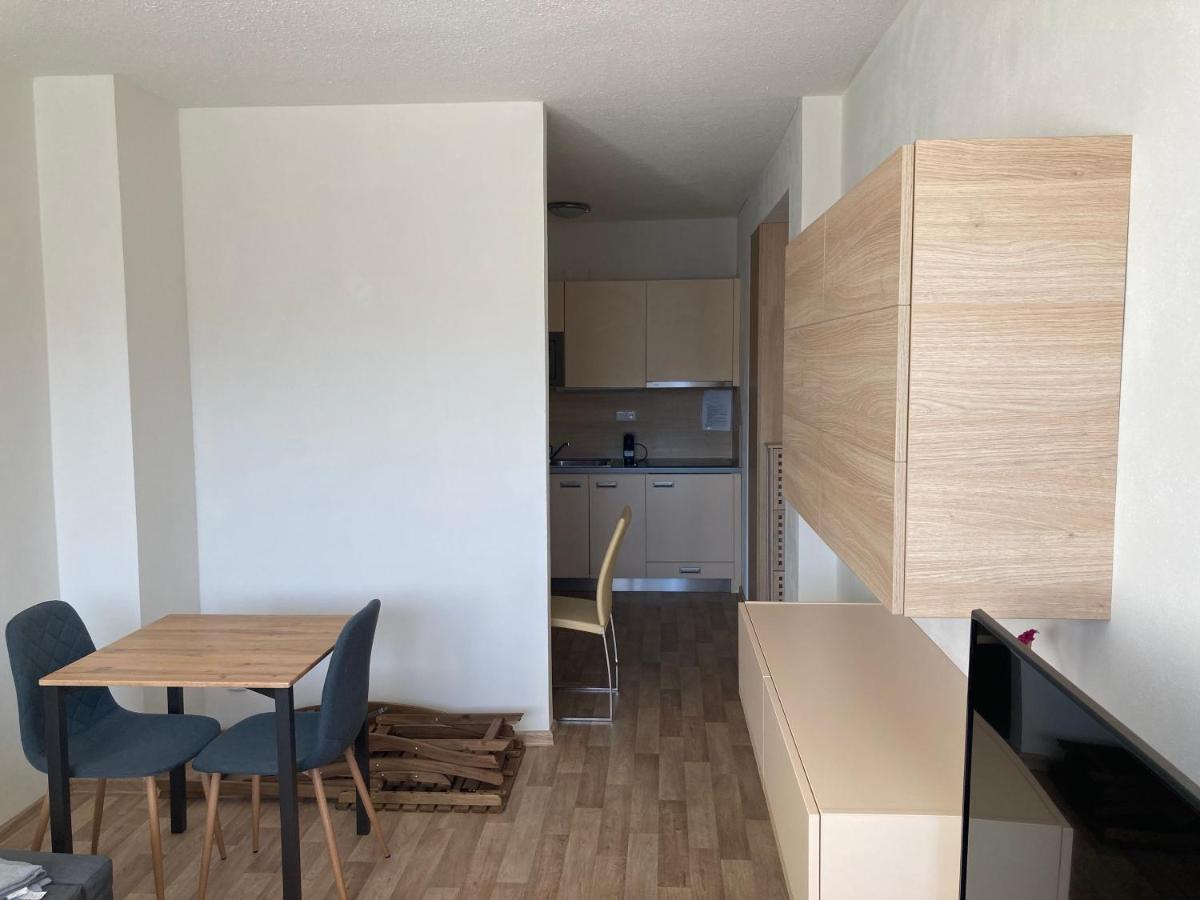 Apartman Vsemina 300 Exterior photo